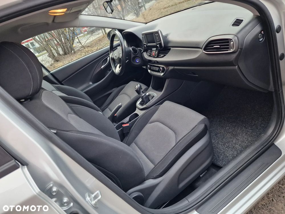 Hyundai i30 1.4 Comfort - 16