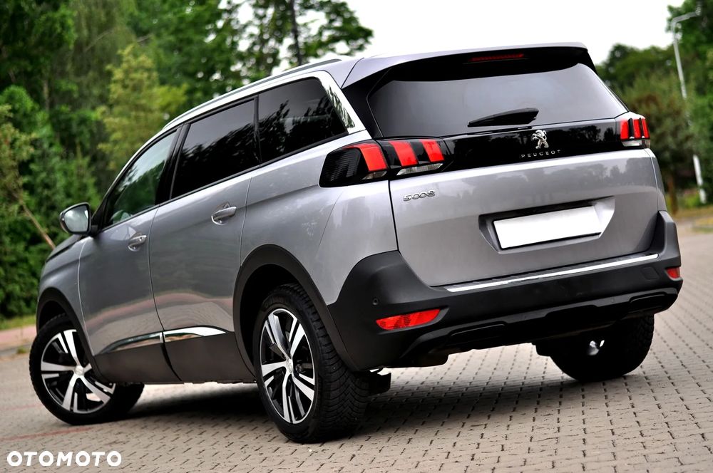 Peugeot 5008 1.2 PureTech Allure S&S - 9