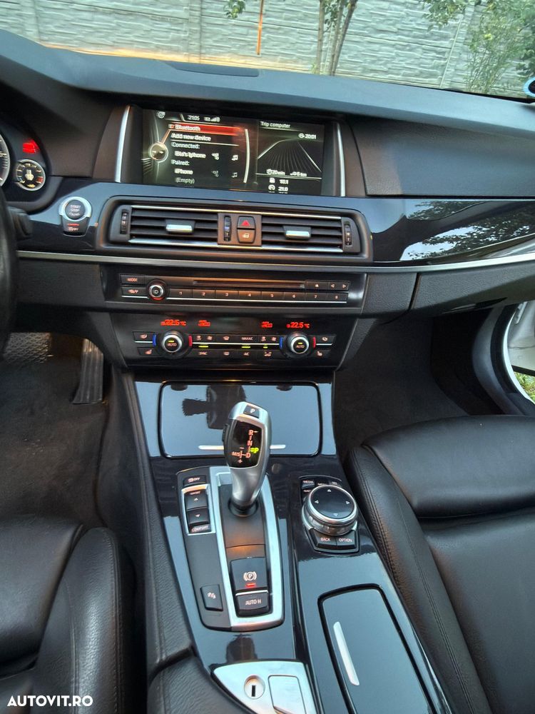 BMW Seria 5 520d Aut. Luxury Line - 11