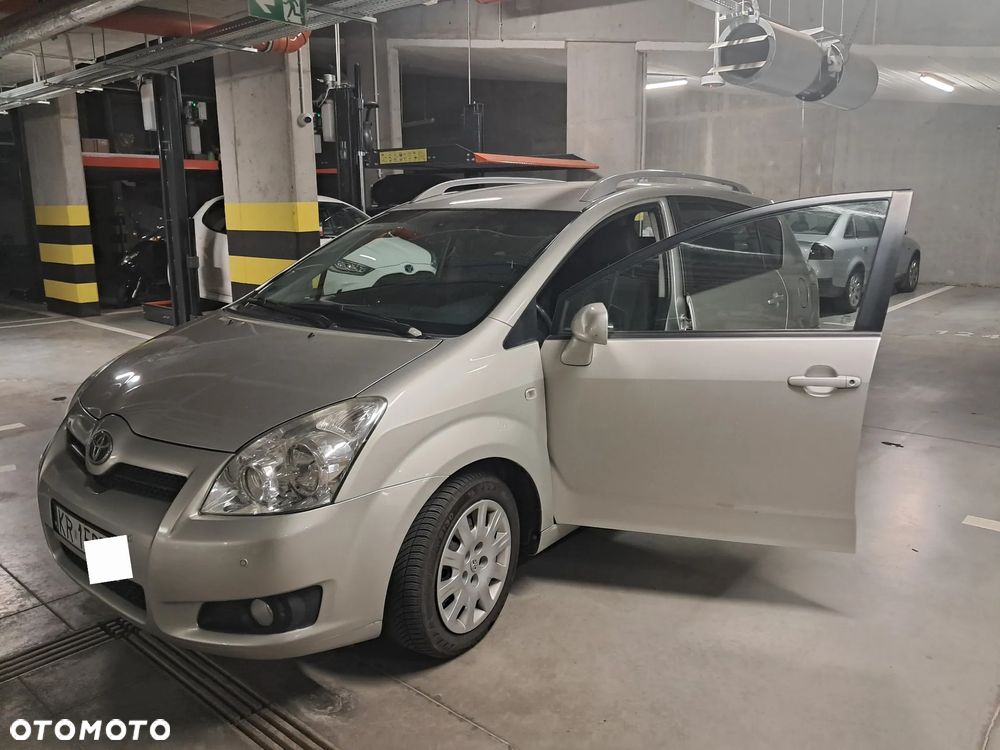 Toyota Corolla Verso 1.8 Sol + 7os - 6