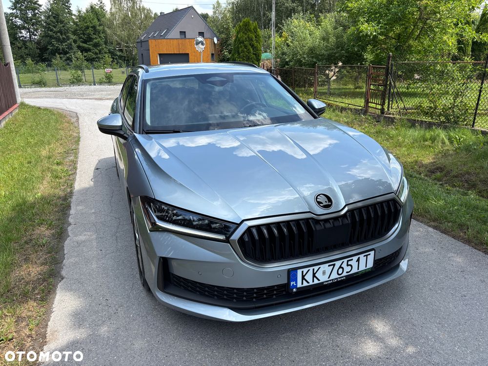 Skoda Superb 2.0 TDI SCR Essence DSG - 2