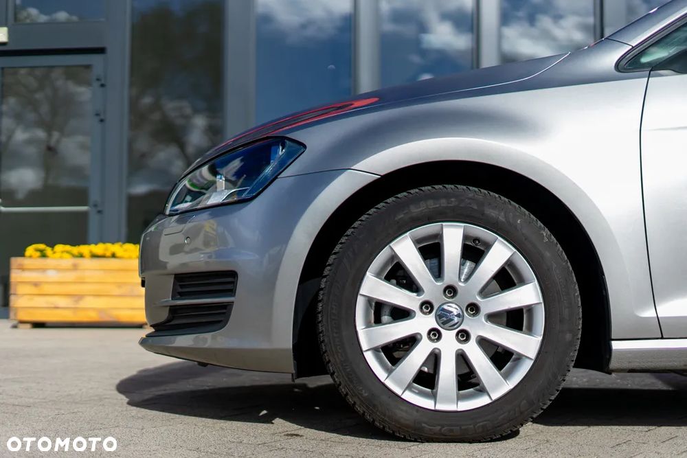 Volkswagen Golf 1.2 TSI BMT Trendline - 12