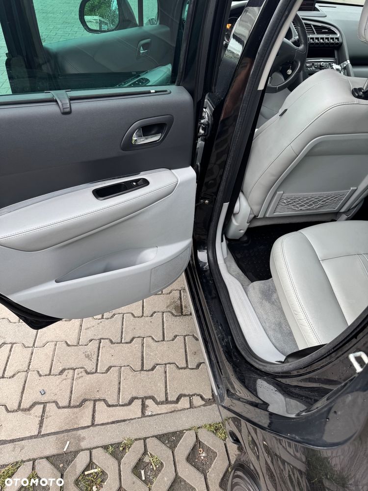 Peugeot 3008 1.6 Allure - 22