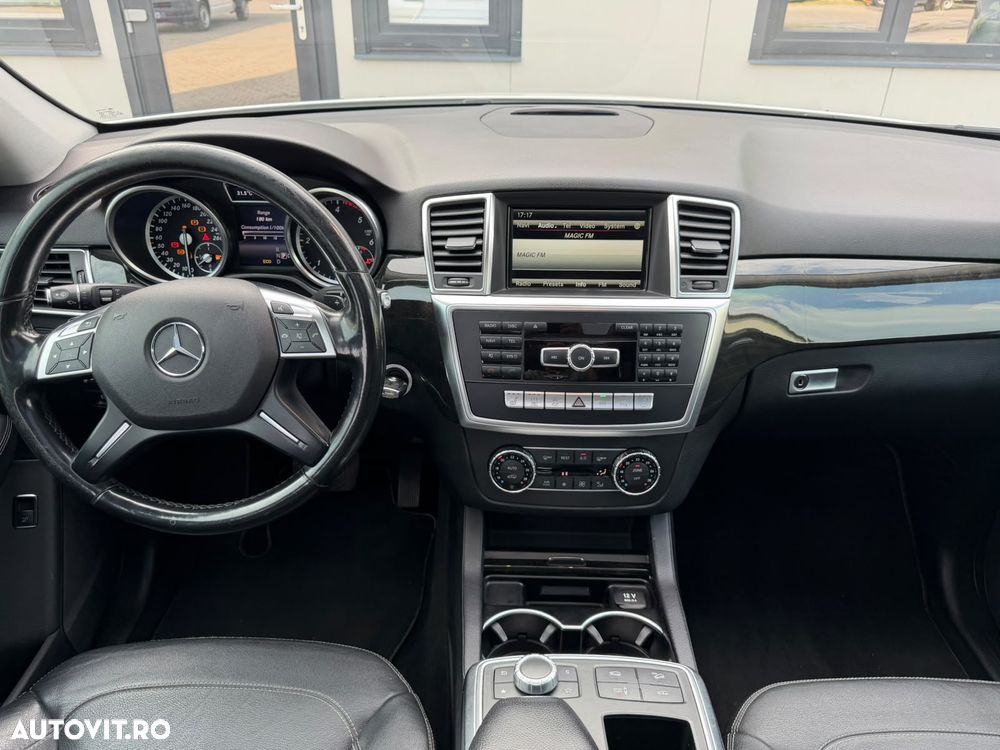 Mercedes-Benz ML - 28