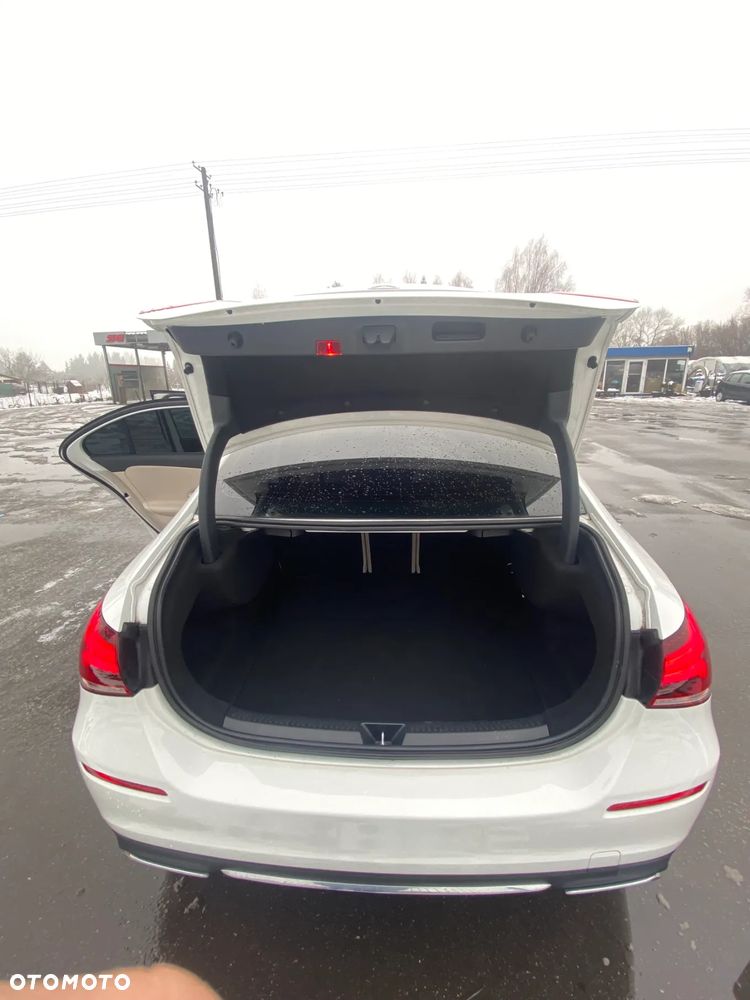 Mercedes-Benz Klasa A 220 4Matic 7G-DCT AMG Line - 9