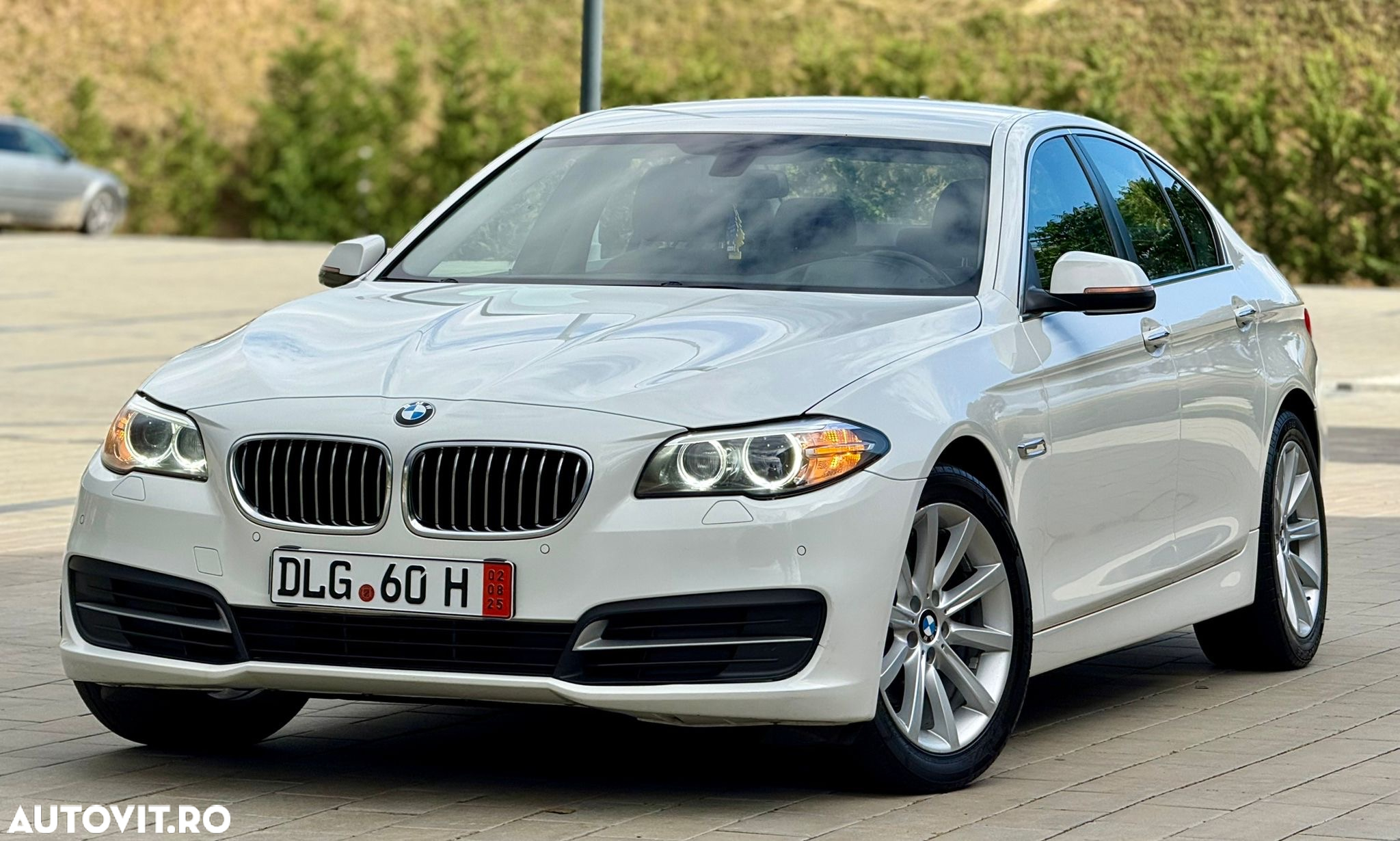BMW Seria 5 520d - 10