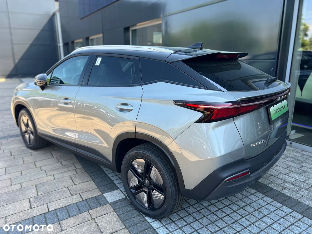 Omoda E5 - 8