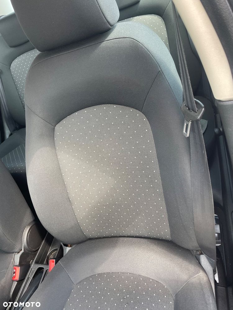 Fiat Punto 1.2 8V - 6