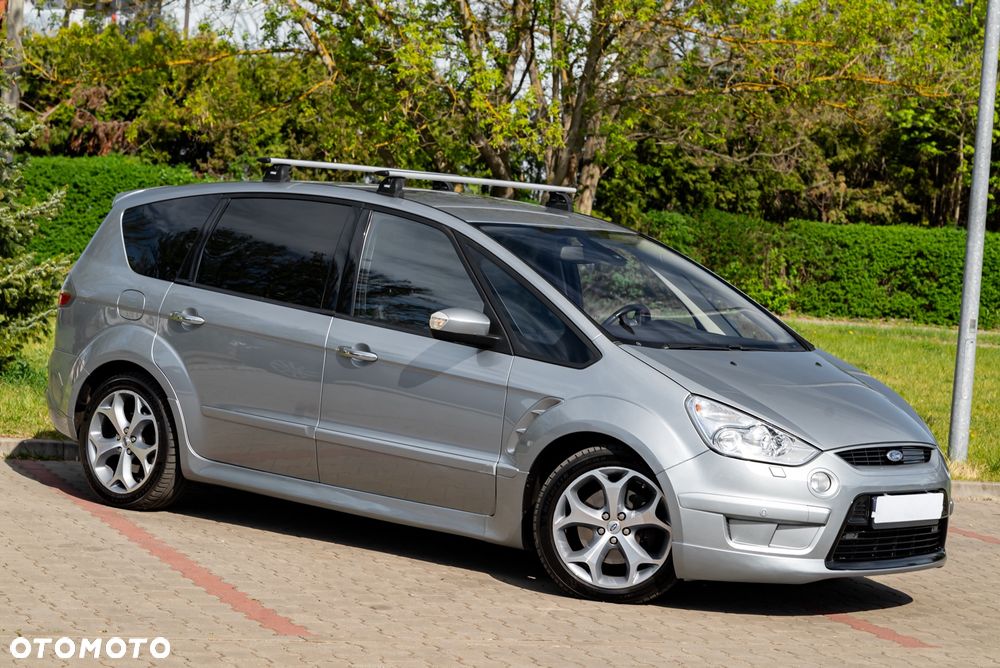 Ford S-Max 2.5 Titanium - 12