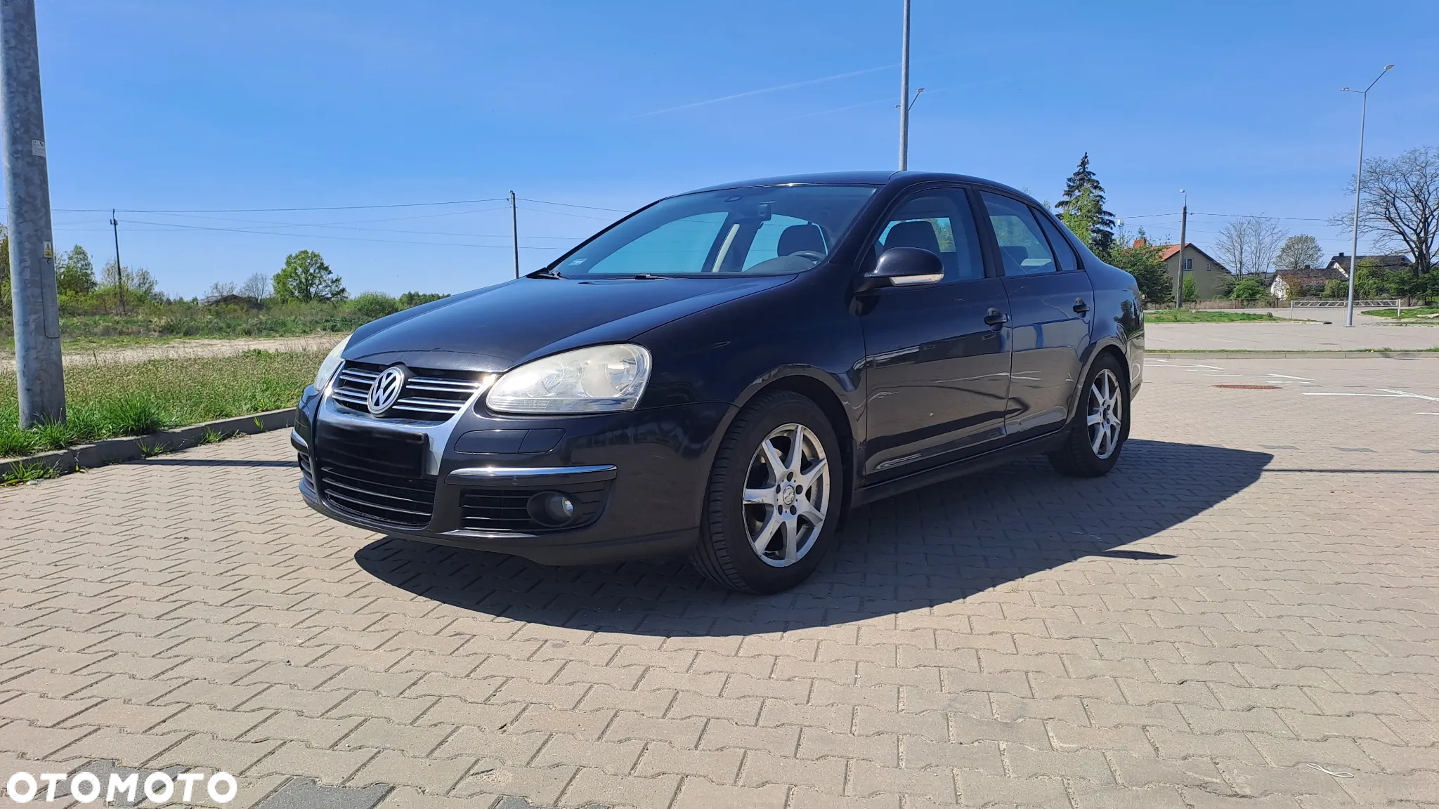 Volkswagen Jetta 1.9 TDI Comfortline - 5