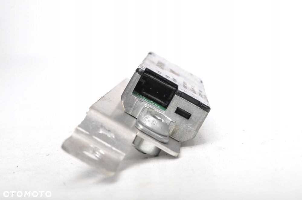 MCLAREN 650S WZMACNIACZ ANTENOWY 11M0454CP - 4