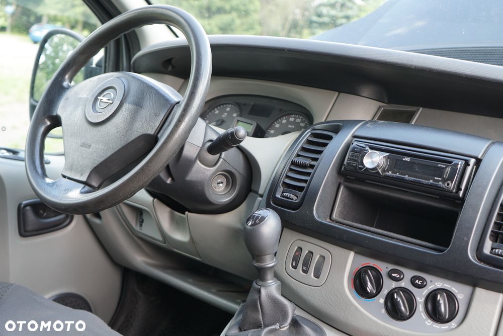 Opel Vivaro L1H1 2.9t - 11