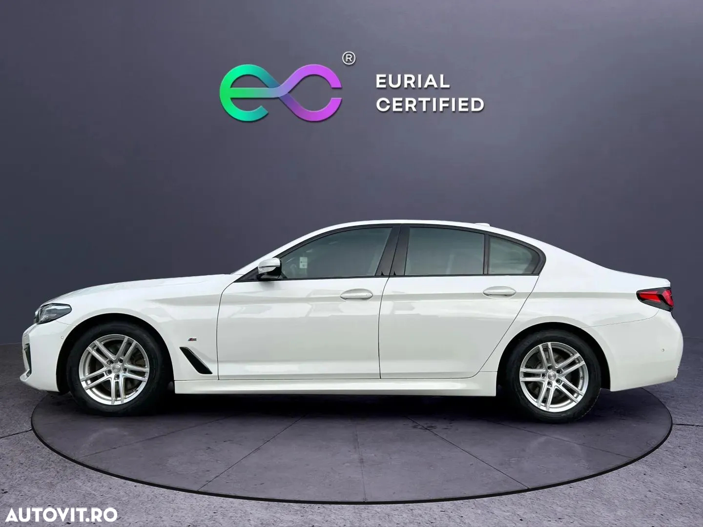 BMW Seria 5 520d AT MHEV - 11