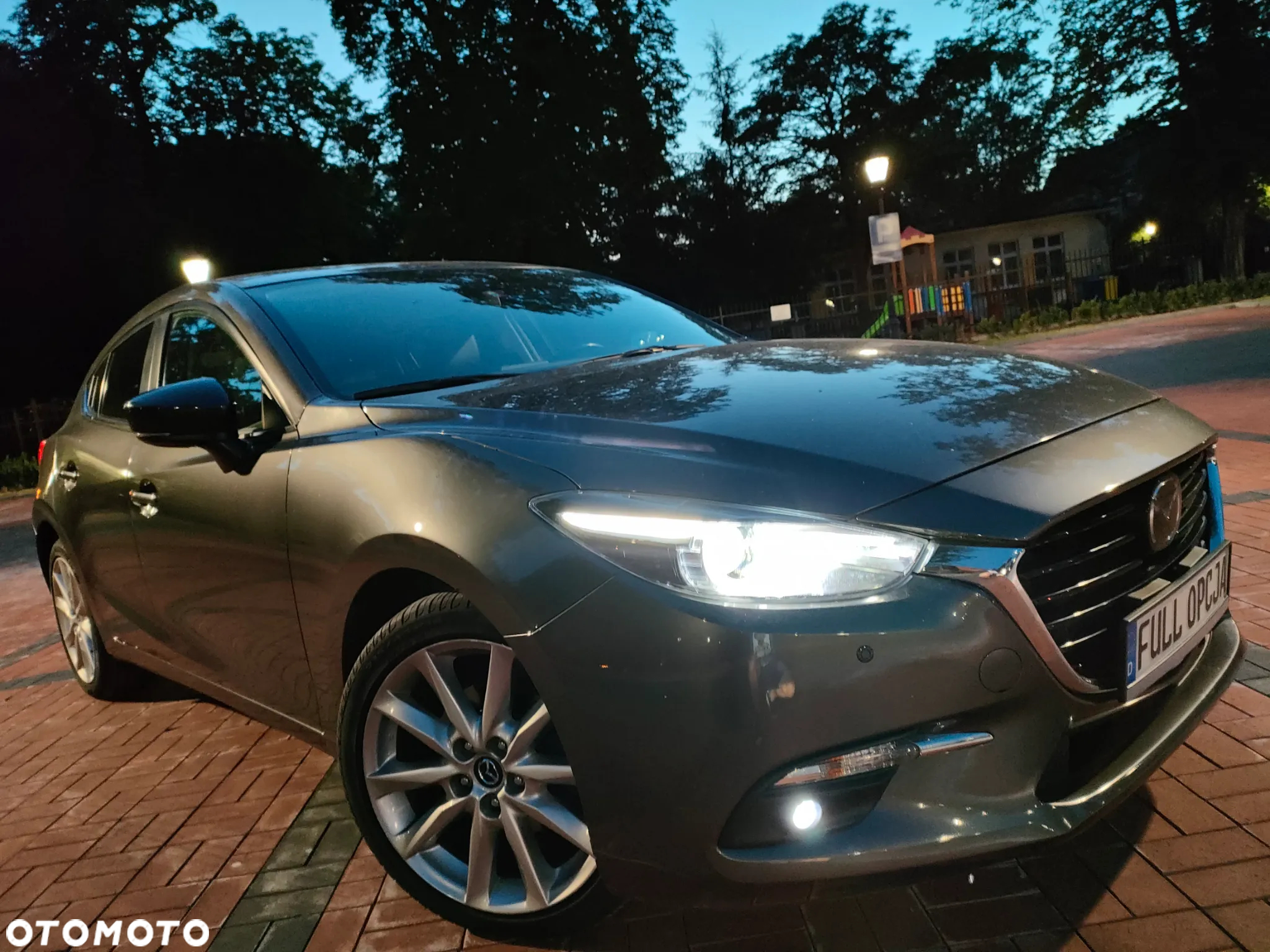 Mazda 3 2.0 MZR DISI Edition - 28