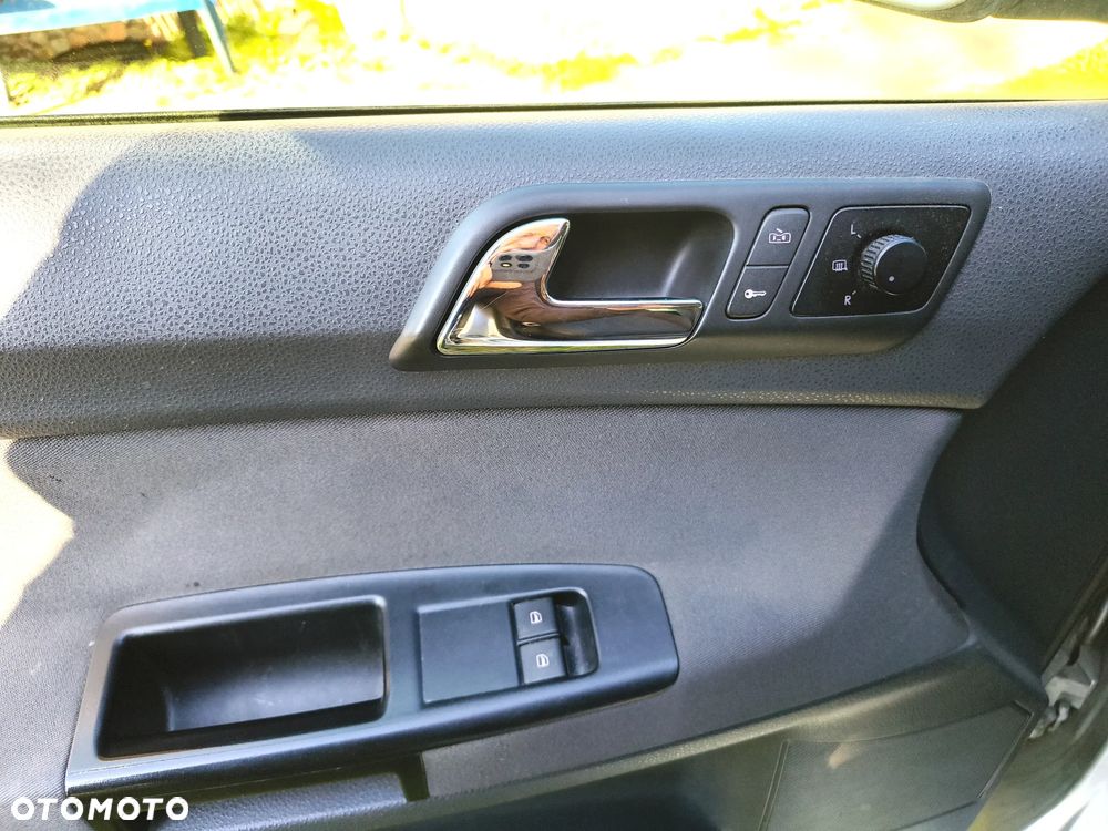 Volkswagen Polo 1.9 TDI - 12