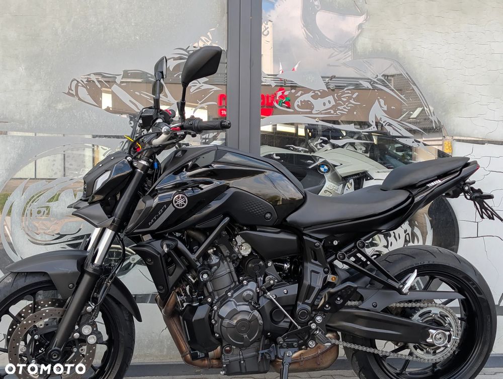 Yamaha MT - 5