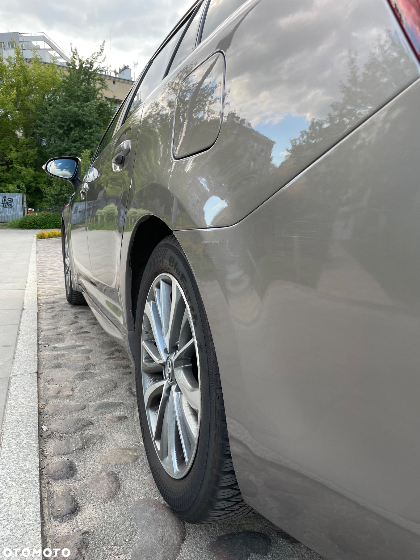 Toyota Avensis 1.8 Premium - 6