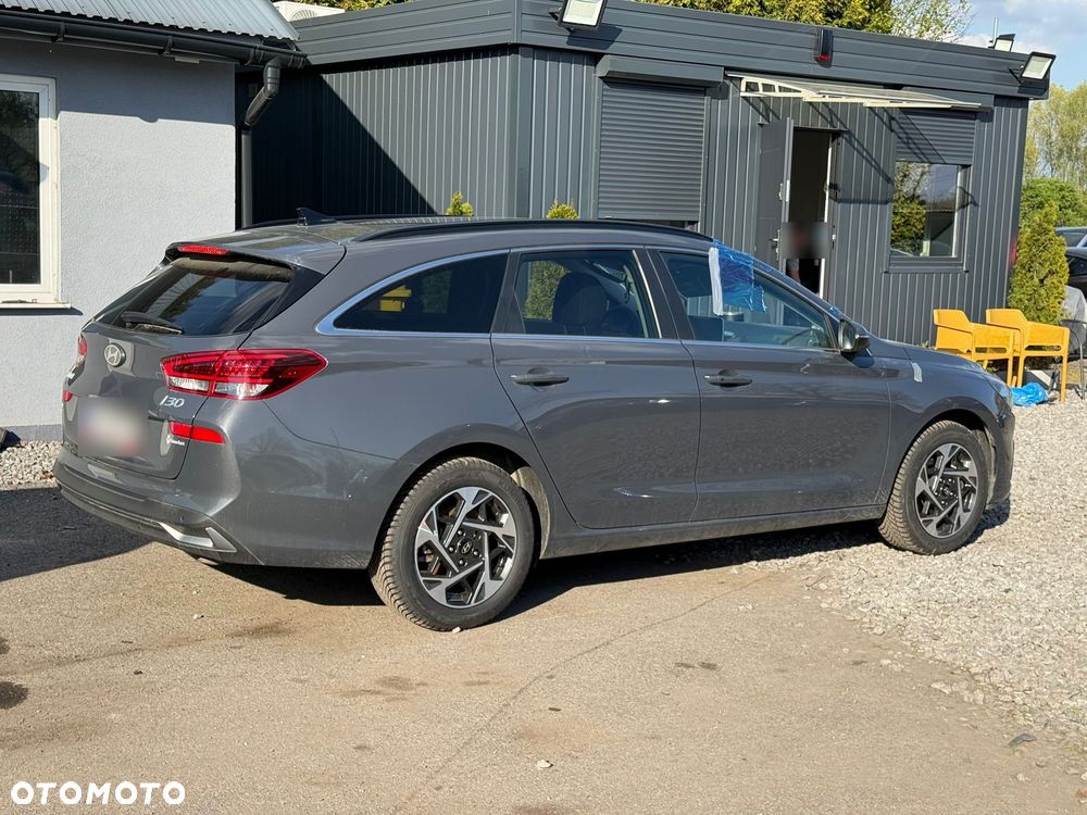 Hyundai i30 1.5 T-GDI 48V Smart DCT - 2