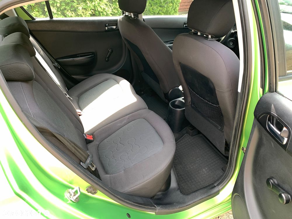 Hyundai i20 1.2 Comfort - 12