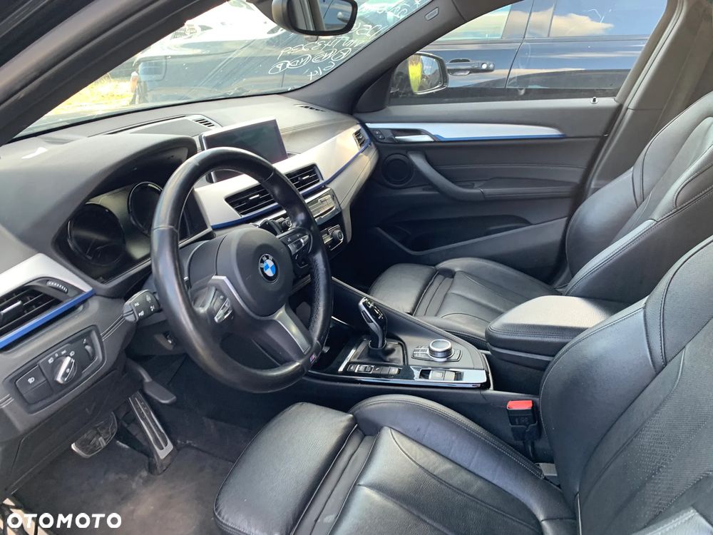 BMW X2 - 16