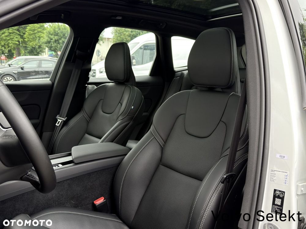Volvo XC 60 - 25