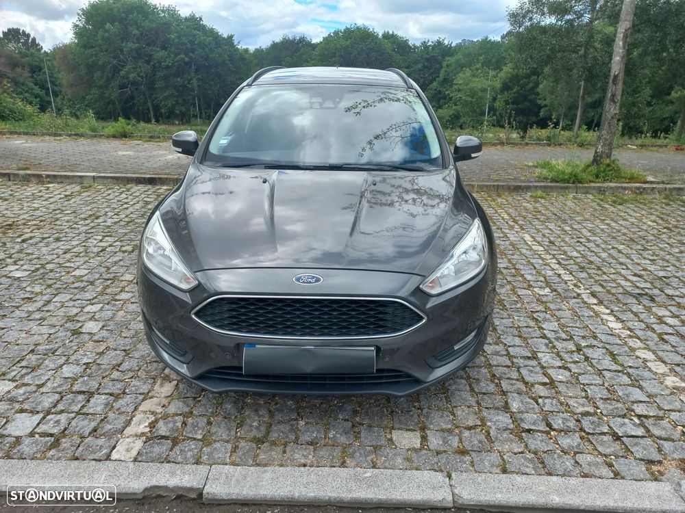 Ford Focus SW 1.5 TDCi EcoBlue Business - 3