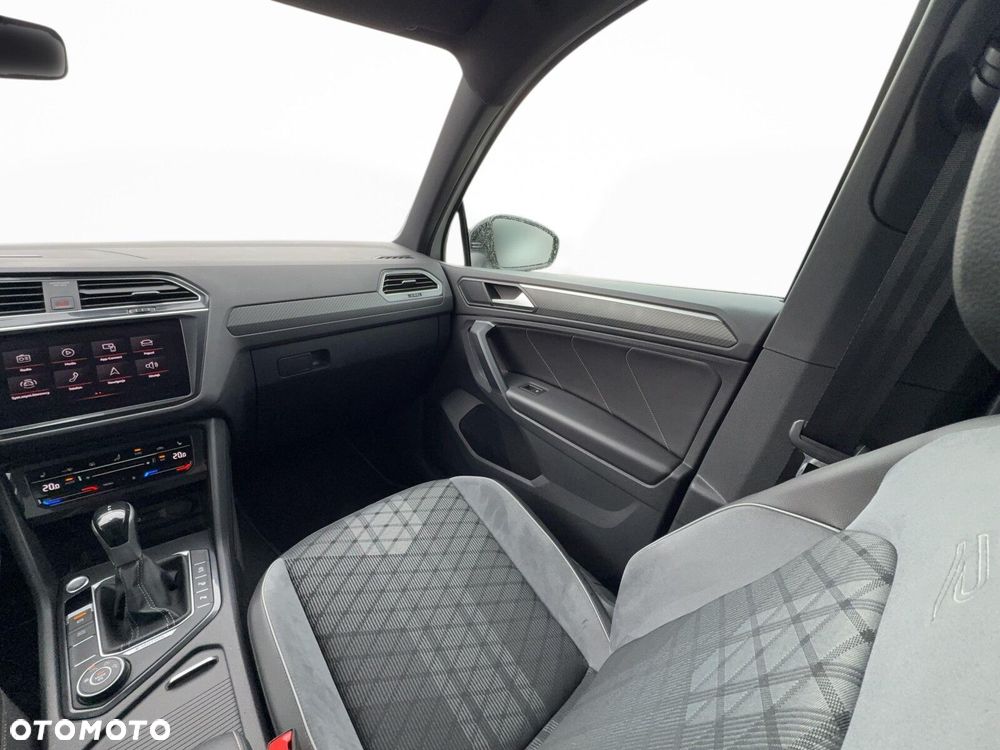 Volkswagen Tiguan 2.0 TDI SCR 4Mot R-Line DSG - 31