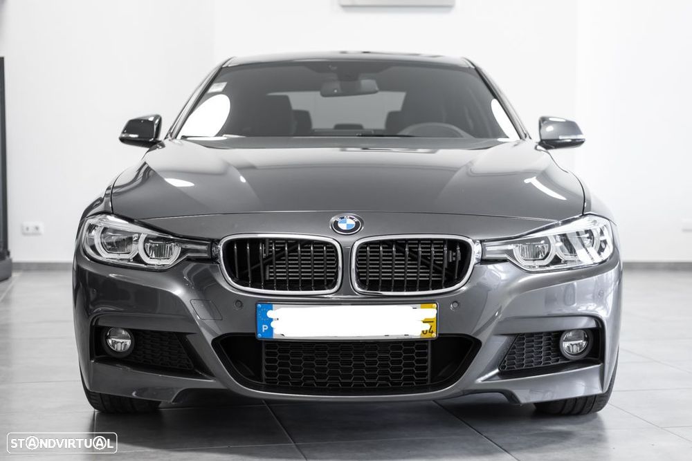 BMW 330 e iPerformance Advantage - 2