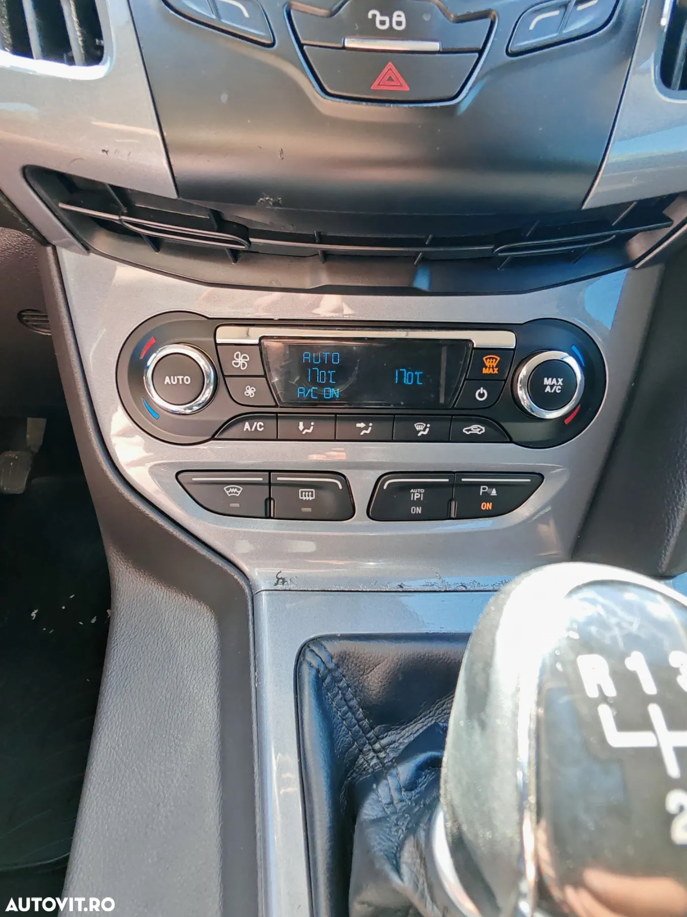 Ford Focus 2.0 TDCI DPF Titanium - 8