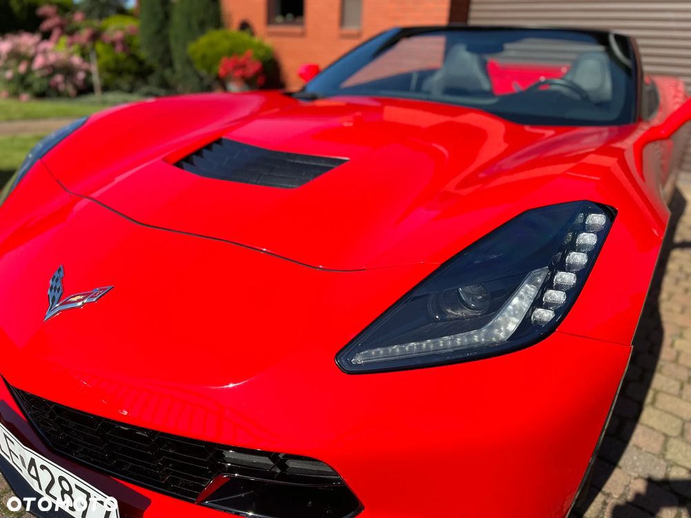 Chevrolet Corvette - 14