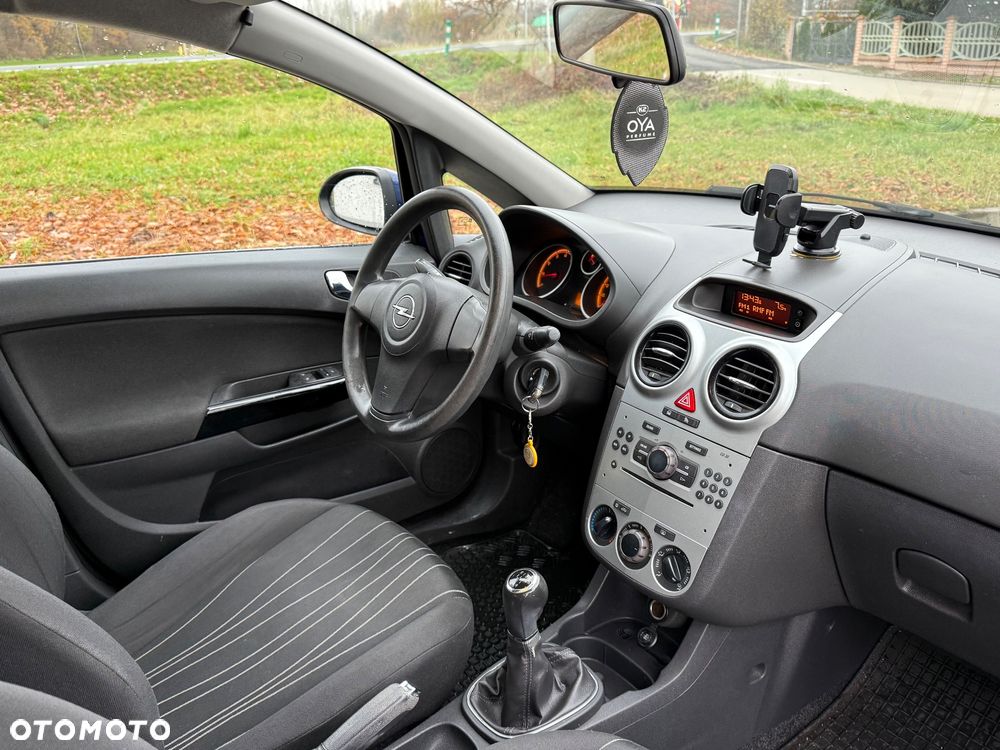 Opel Corsa 1.2 16V Enjoy - 8