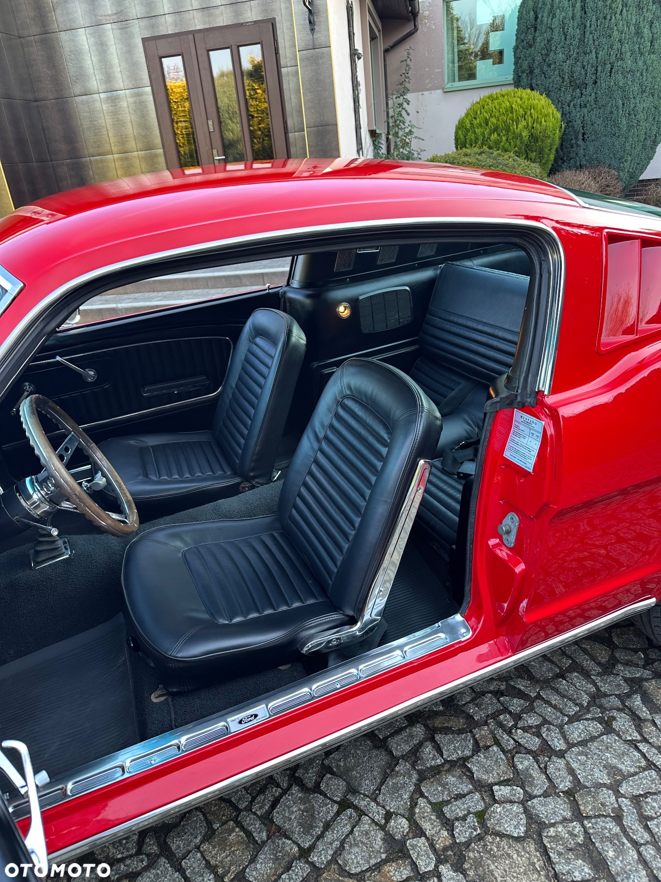 Ford Mustang - 14