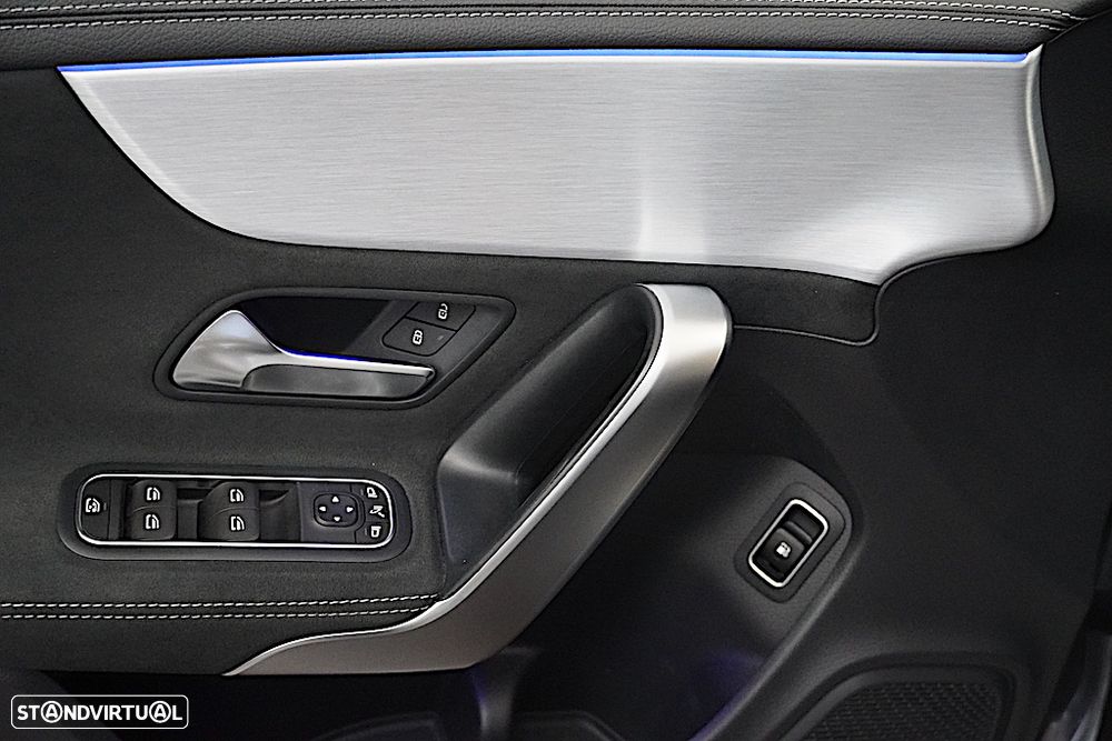 Mercedes-Benz CLA 250 e AMG Line - 19