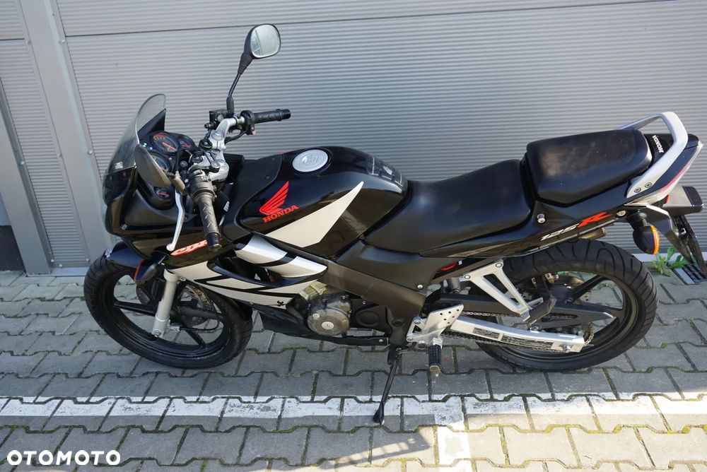 Honda CBR - 8