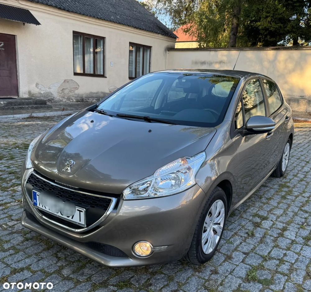 Peugeot 208 - 2