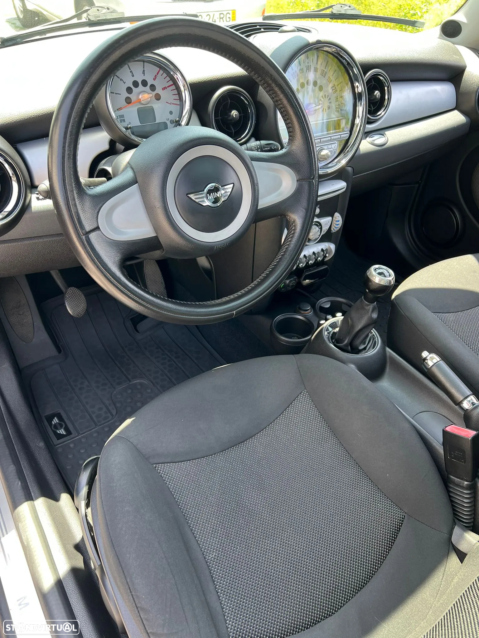 MINI 3 Portas Cooper D - 13