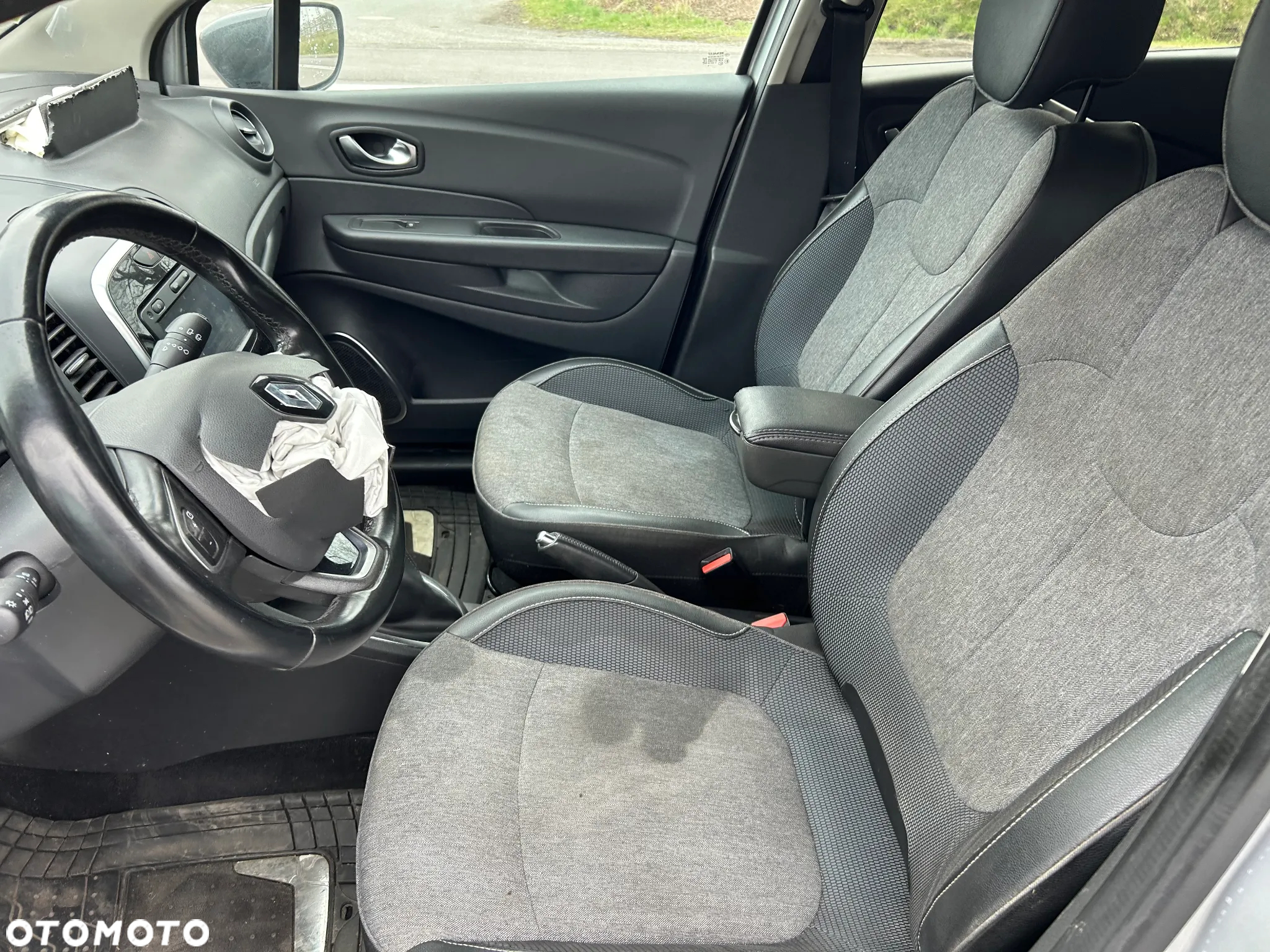 Renault Captur - 16