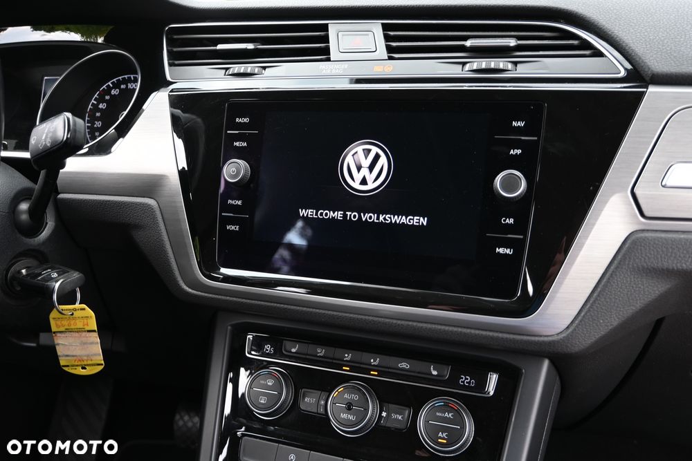 Volkswagen Touran 1.6 TDI SCR (BlueMotion Technology) DSG Comfortline - 26