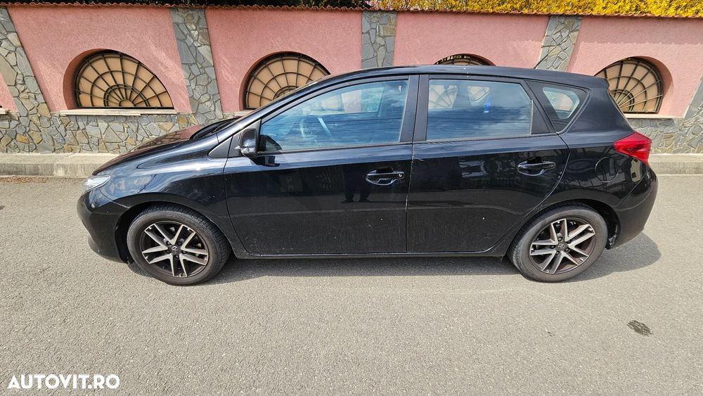 Toyota Auris 1.33 Dual-VVT-i Comfort - 2