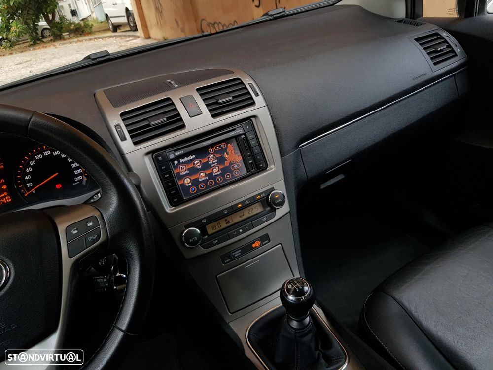 Toyota Avensis 2.0 D-4D Exclusive +Pele+GPS — fotografia 46