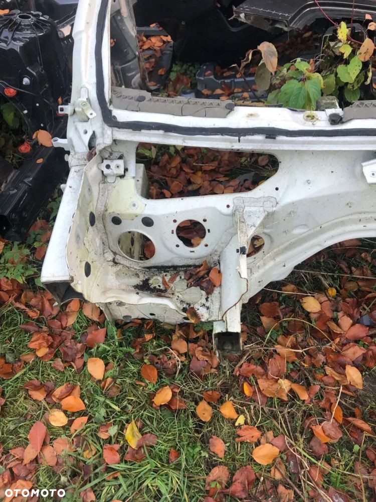ĆWIARTKA PRZÓD RAMA SZYBY SŁUPKI BMW 4 F33 M4 F83 - 3