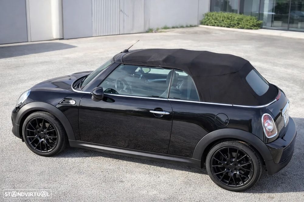 MINI Cabrio Cooper D - 2