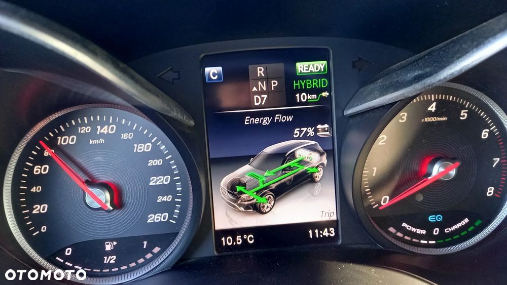 Mercedes-Benz GLC - 12