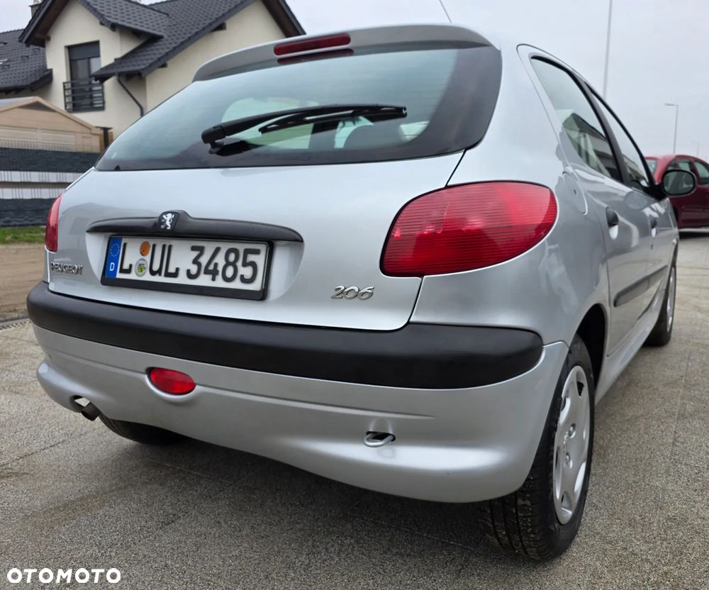 Peugeot 206 75 Grand Filou - 6
