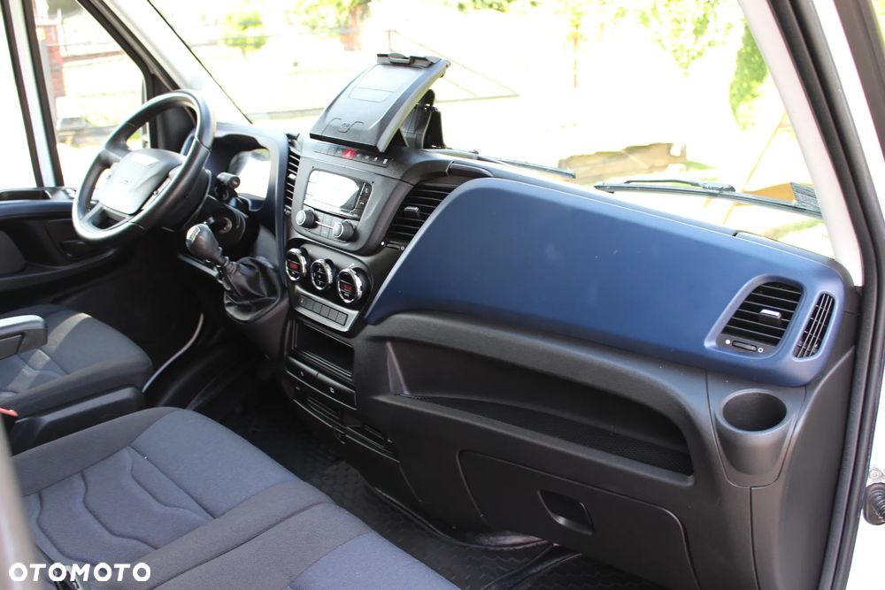 Iveco DAILY 50C15 POLSKI SALON / UNIKAT TYLKO 35TYS KM / JAK NOWY / KONTENER/ - 24