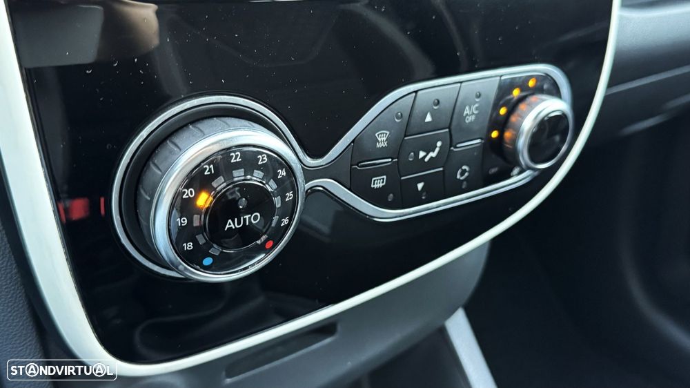 Renault Clio Sport Tourer 1.5 dCi Dynamique S - 22