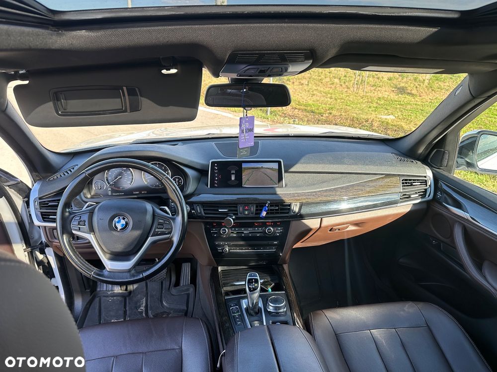 BMW X5 xDrive35i - 13