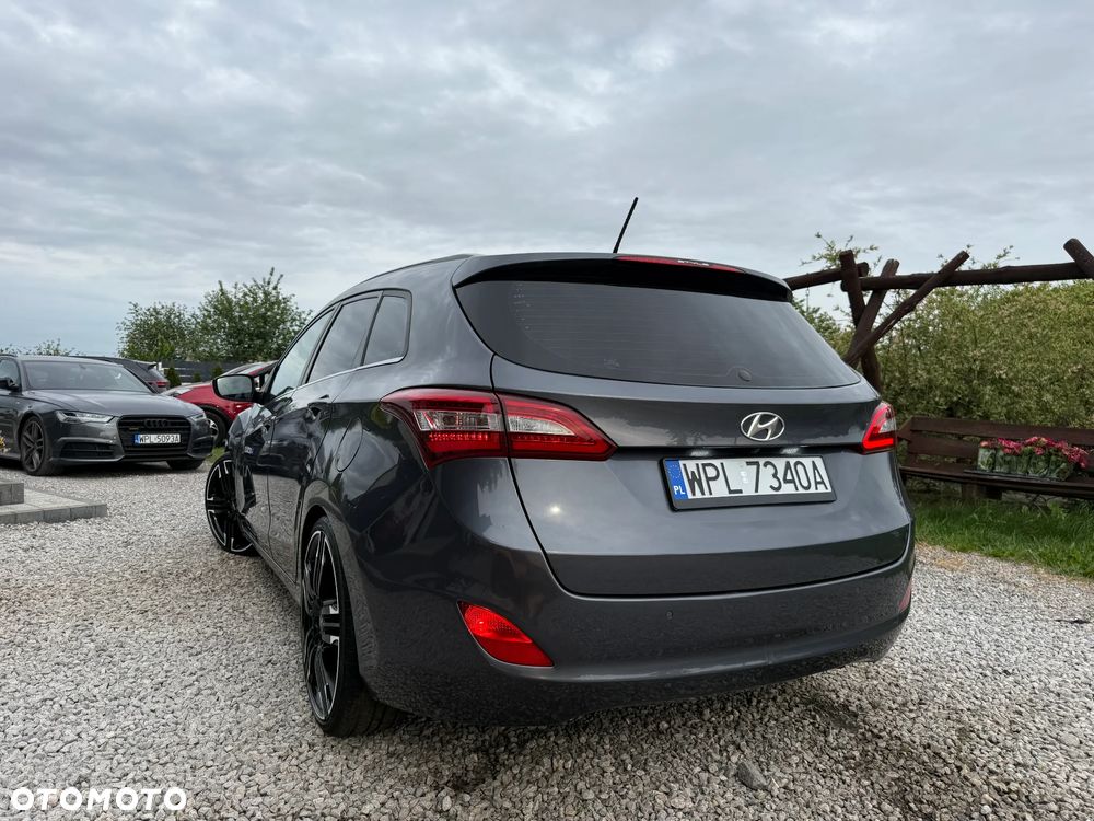 Hyundai i30 1.6 CRDi Premium - 2
