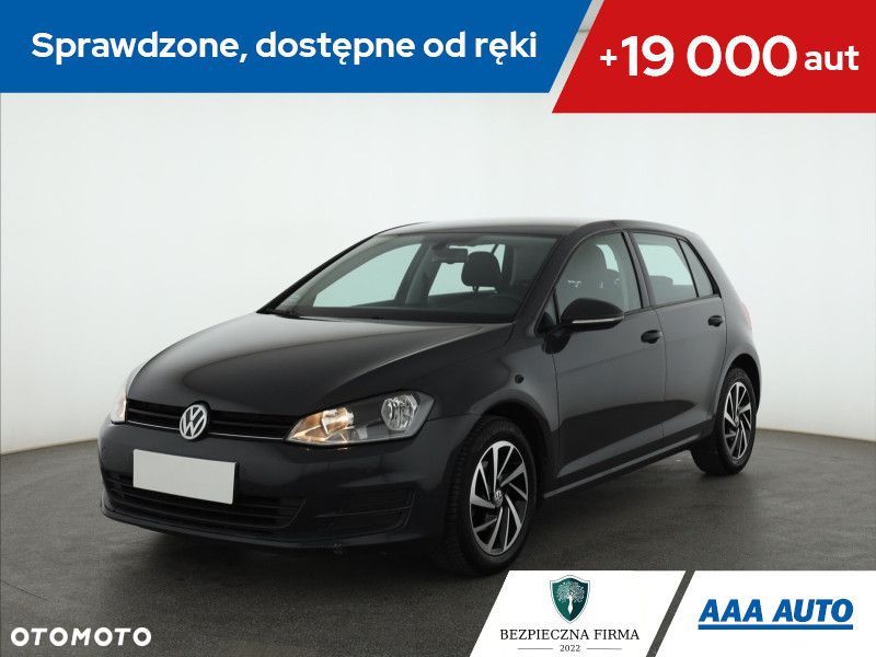 Volkswagen Golf - 2