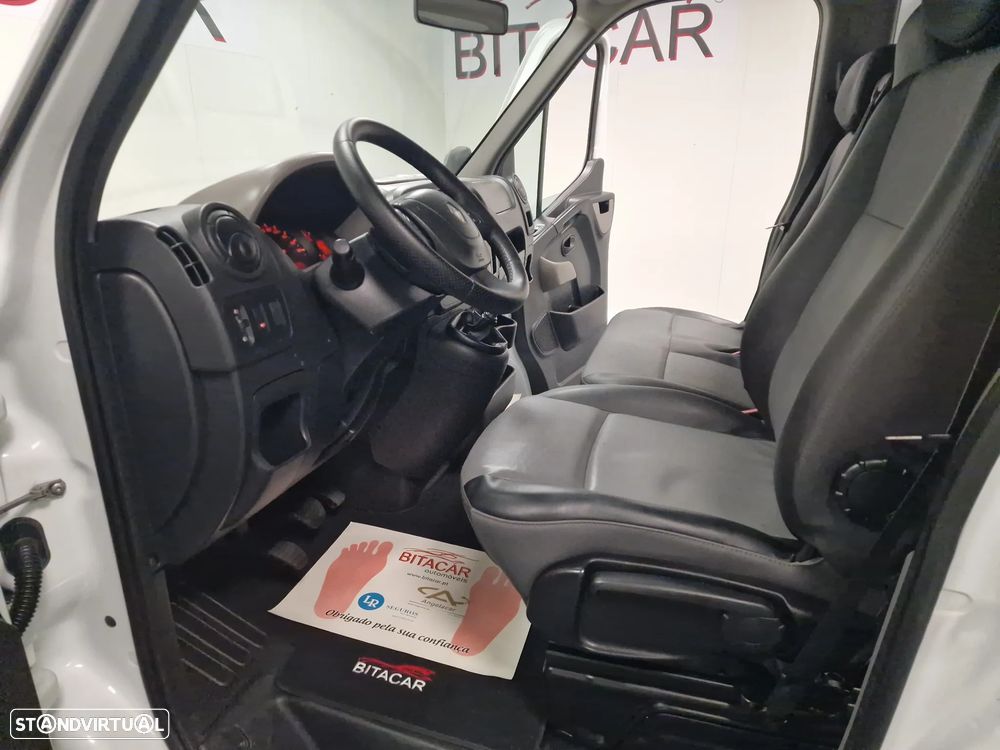 Renault 2.3 DCI L3 IVA 7 LUGARES - 48